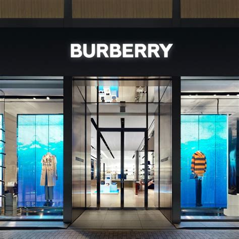 can you wear a burberry|Burberry store online.